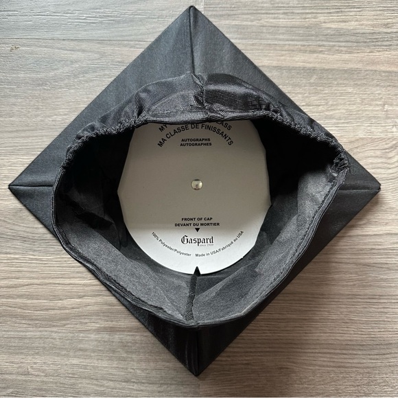 Graduation cap - Picture 2 of 2